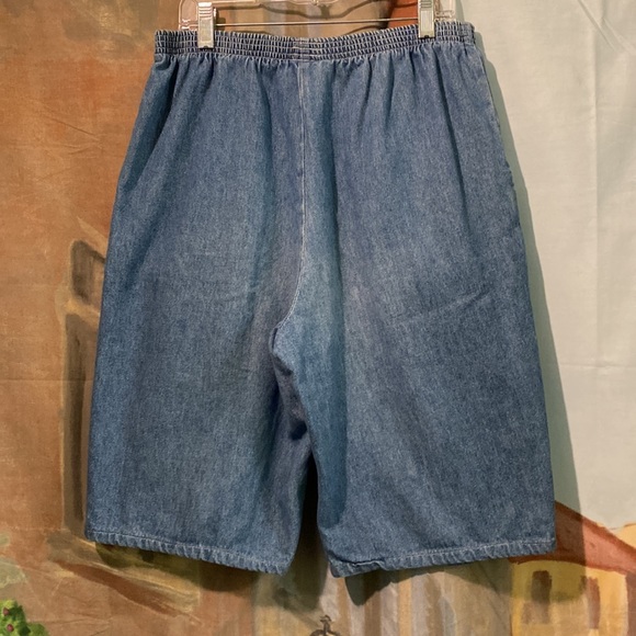 Vintage Teddi elastic waistband mom shorts - Picture 4 of 5